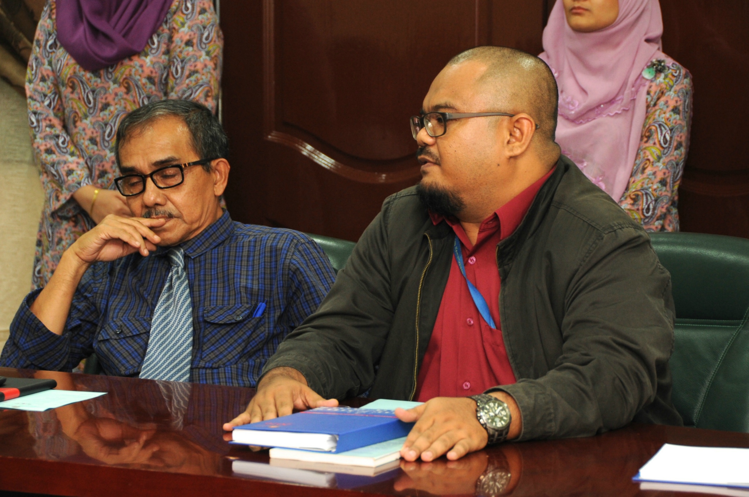 PRO 16 3 PALESTINEHAS 7693